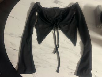Black Long Sleeve Crop Top