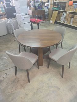 Extendable Dining Table-  set of 5