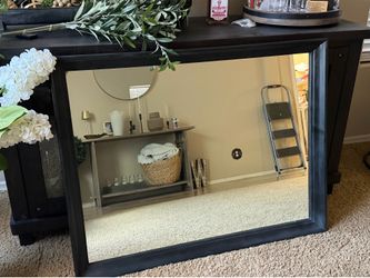 Hanging mirror