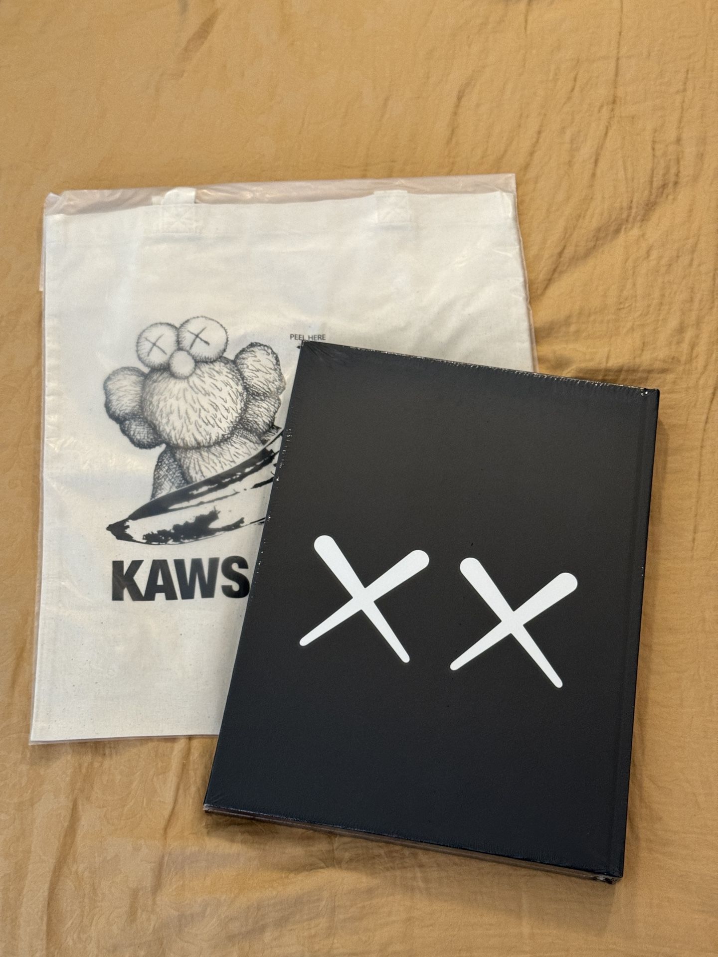 *NEW* KAWS + Andy Warhol UT Uniqlo Collaboration 2024 Art Book And Shoulder Tote Bag