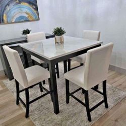 ✅️✅️5 pc dark finish wood white faux marble top square counter height dining table set. This set includes the table and 4 - side chairs padded seats✅️