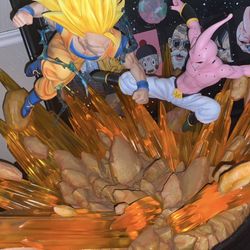 Dragon Ball Z - Goku Vs Buu Statue 