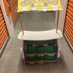 MelissaDoug Wooden Grocery Store and Lemonade Stand - Reversible Awning, 9 Bins, Chalkboards, im