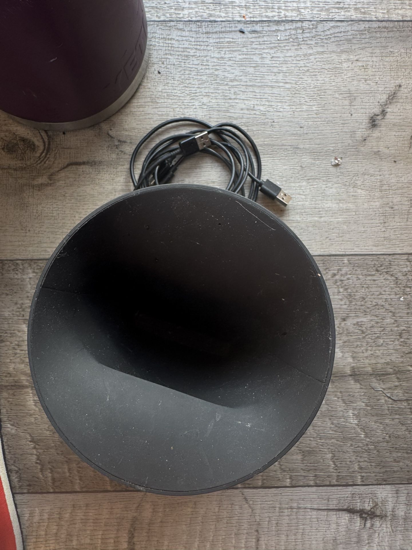 Lexon OBLIO Wireless Charger & Phone Sanitizer UV Disinfection 10w Bkack