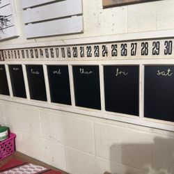 Wooden Chalkboard Weekly Calendar Organizer 