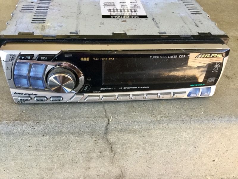 Alpine CDA-7977 Car Stereo
