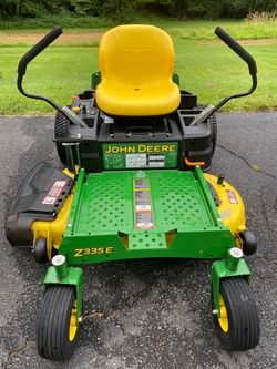 John Deere Zero Turn