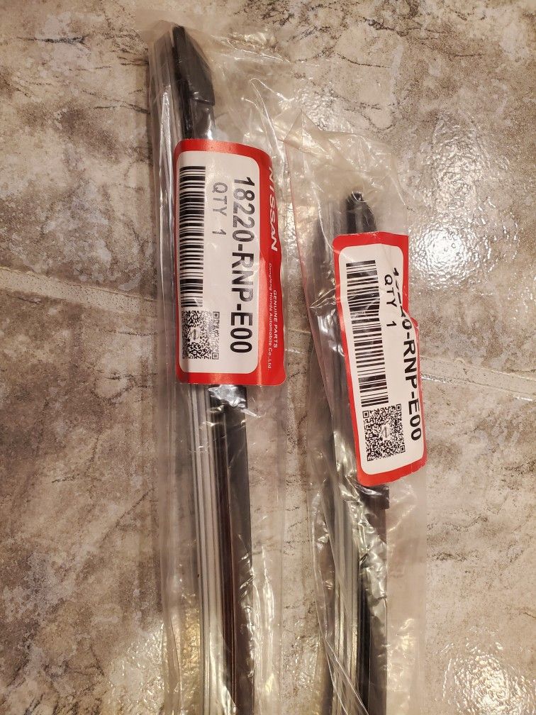 Wiper Blade Set for Infiniti Qx30 (front + rear) plus Bonus Waterproof Car Cover Pro