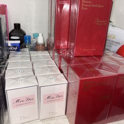 Colognes & Perfumes 