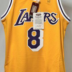 NWT Mitchell & Ness 1996/97 Kobe Bryant LA Lakers Gold Basketball Jersey Sz 40 M