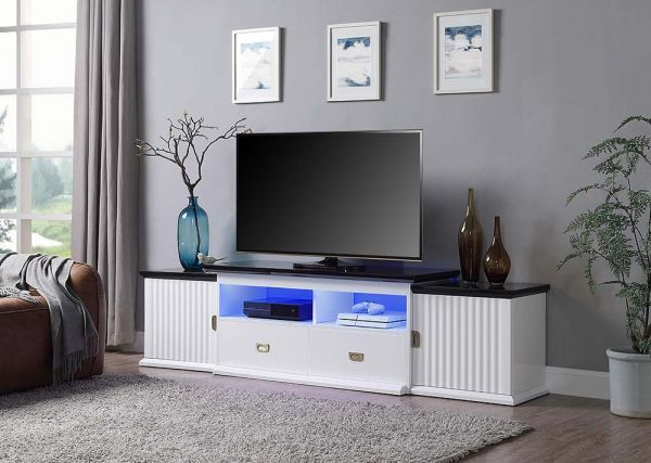 Brand New LED High Gloss White/Black TV Stand