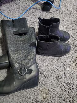 Boots and converse size 9 and 10 All together!!