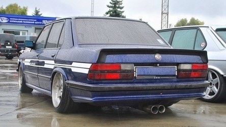 BMW E28 Zender Rear Apron (RARE)