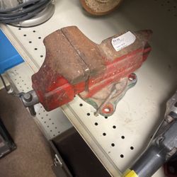 Craftsman Vise 3.5”