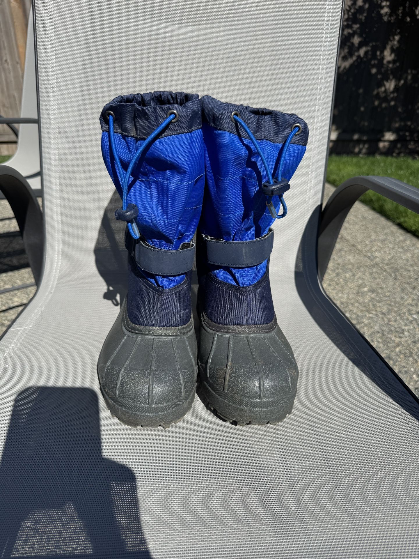Boys Snow Boots Columbia, Size 6, Waterproof, Warm, Used Once!