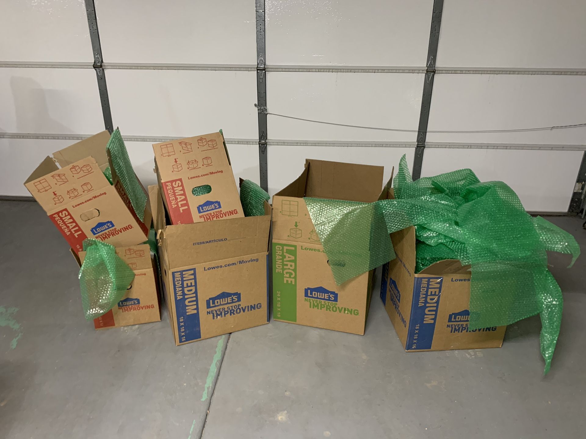 Moving boxes and bubble wrap free