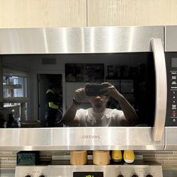 Samsung Over-the-Range Microwave – Stainless – For Parts
