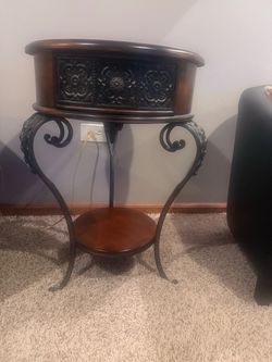 End table