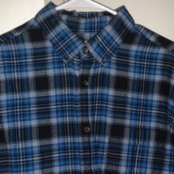 Vintage Y2K Blue And Black Men’s Flannel