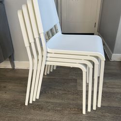 IKEA Dining Chairs Set Of 4 
