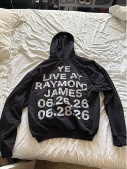 Yeezy YZY Ye Live in Tampa Raymond James Tour Merch Size 2 Medium Black Hoodie