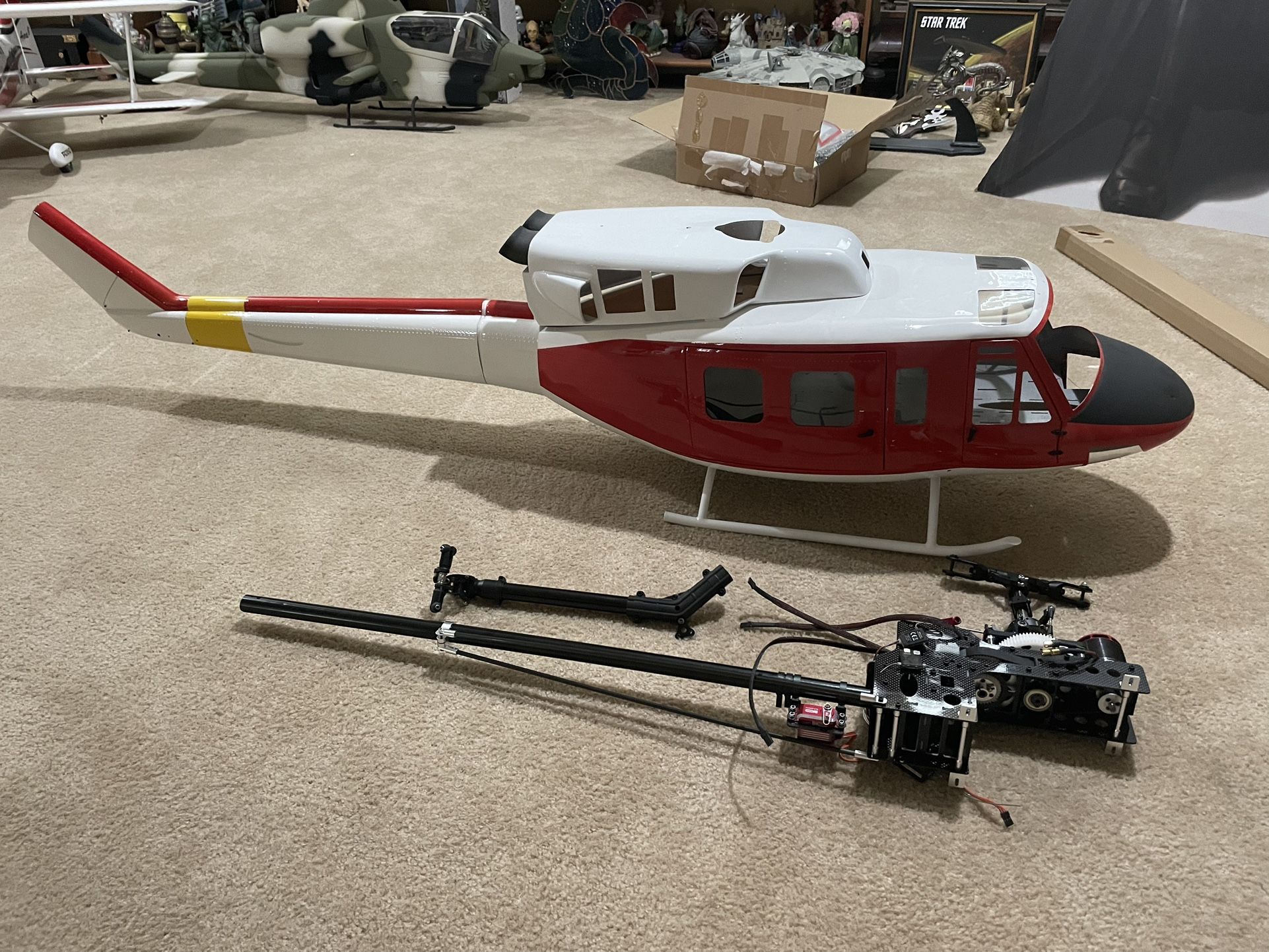 RC Helicopter Roban Bell 212 Rescue Super scale 800