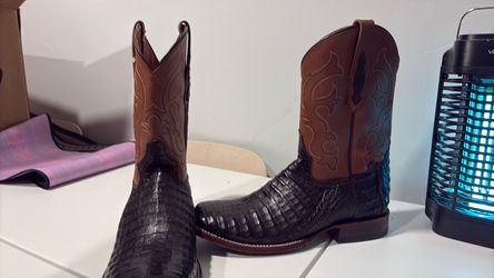 Tony Lama Caiman Boots New