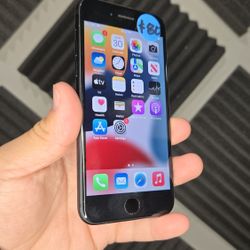 Apple iPhone 7 32GB Black Matte Unlocked AT&T, T-Mobile, Verizon