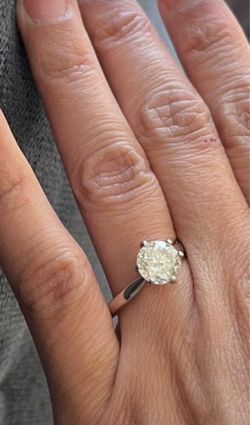 💎 2.01 CT NATURAL DIAMOND RING 💍