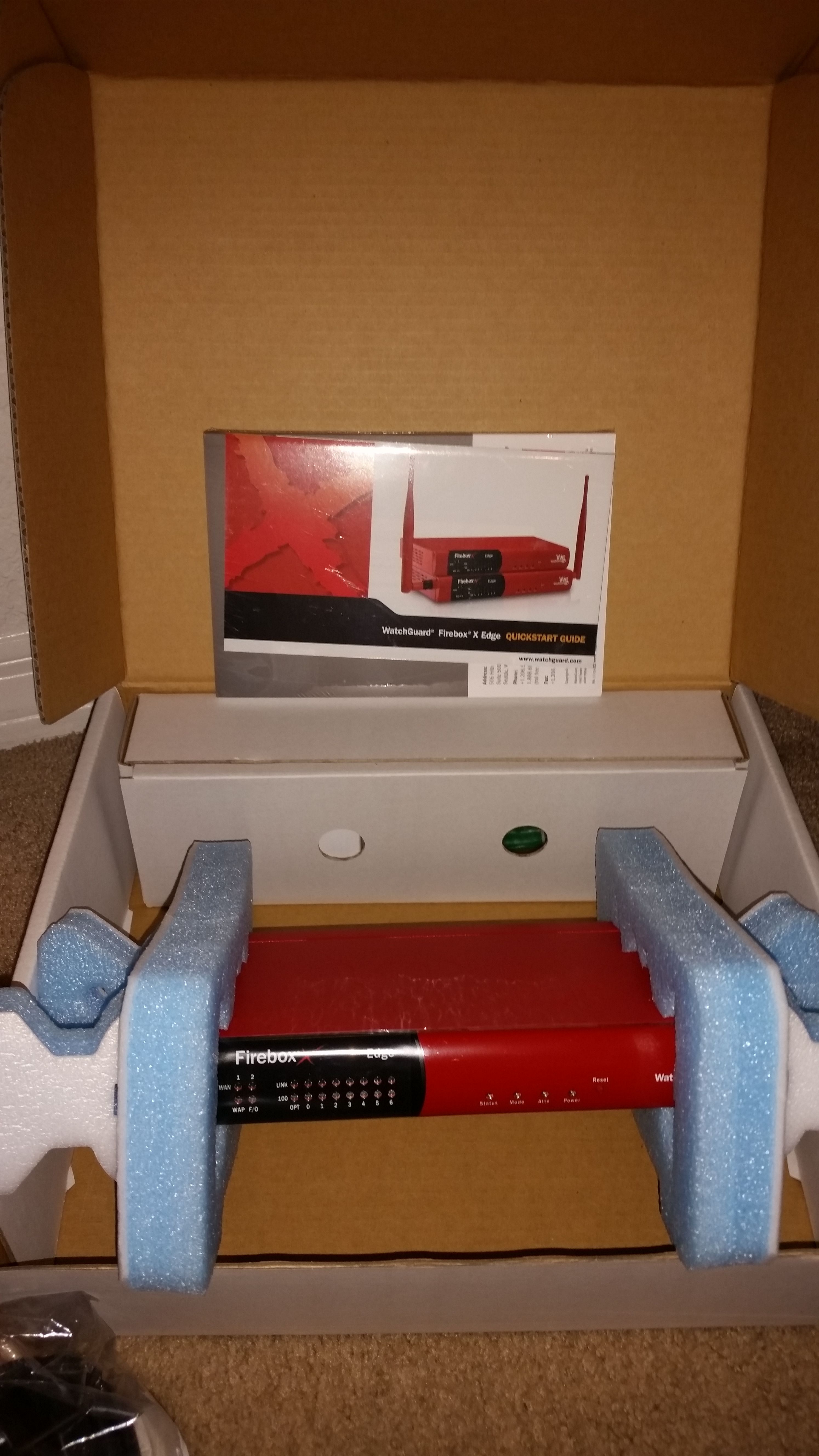 WATCHGUARD FIREBOX X15 EDGE. model: MF16S32E10