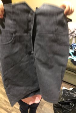 Women’s grey skirt