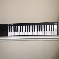 MIDI Keyboard 