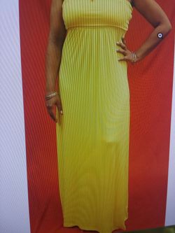 Plus size Strapless maxi dress - yellow