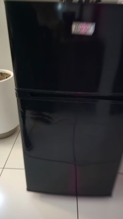 Hanai Fridge