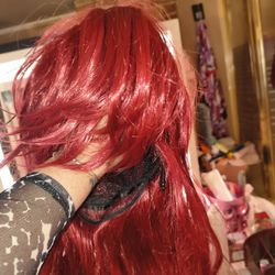 Women's Red Haired Wig From https://offerup.com/redirect/?o=YmdyLmNvbQ== 