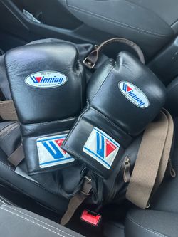 Winning Boxing Gloves 16oz