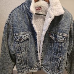 Vintage LEVI'S Jacket Sherpa Lining Size LARGE