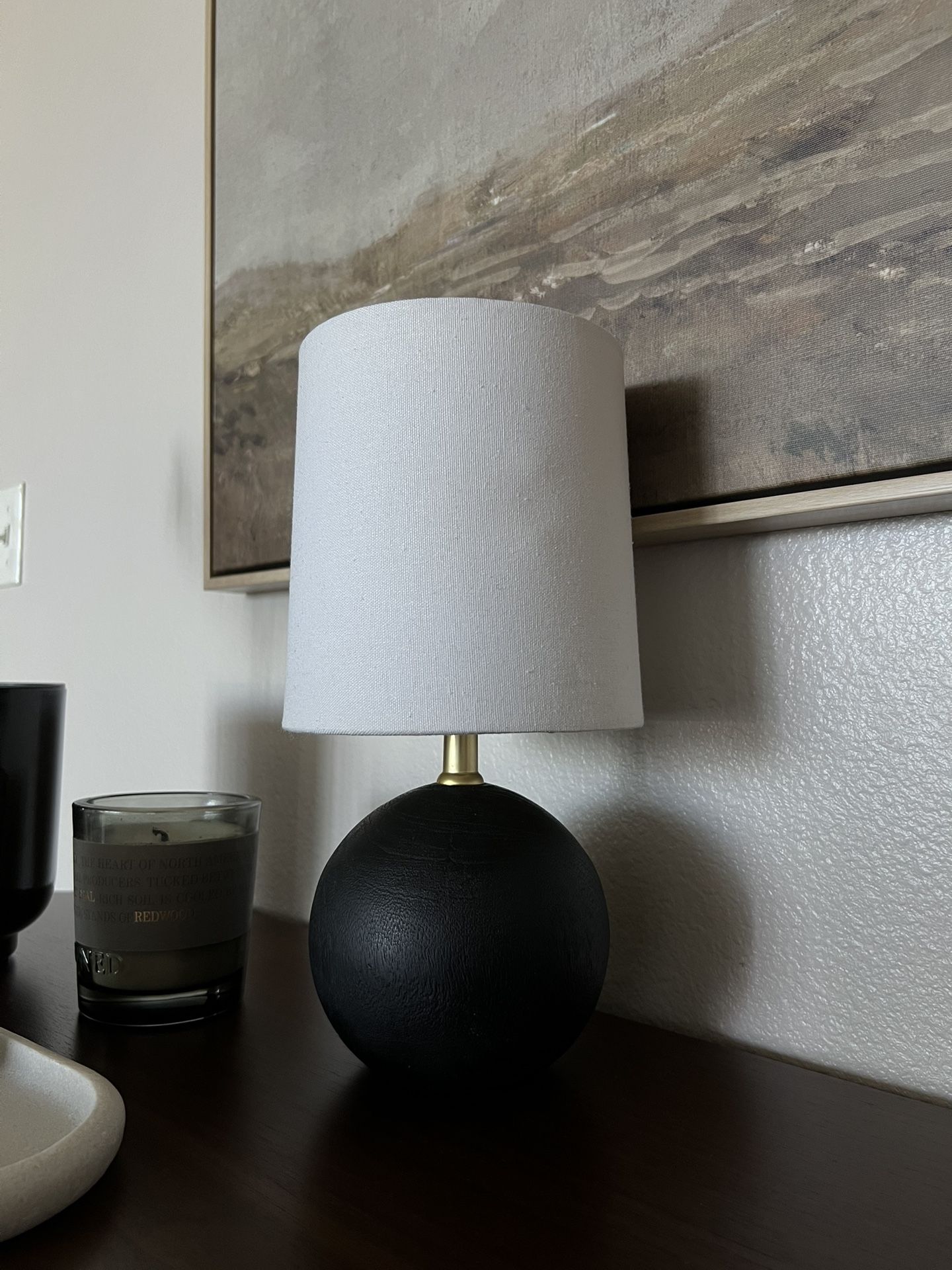 Mini Black Wood Ball Table Lamp