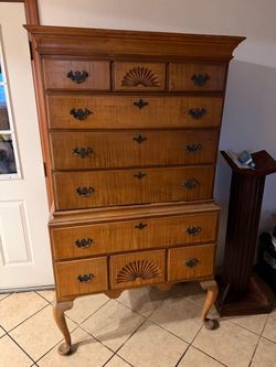 Furniture Dresser