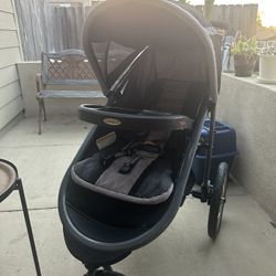 Graco Jogging Stroller. Great Condition 