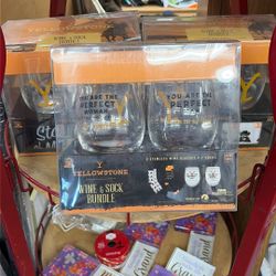 Yellowstone Wine And Sock Bundle 