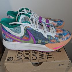 Nike Kyrie 8 "Circle Of Life" (Size 11.5)