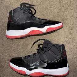 Jordan 11 Bred - Size 10
