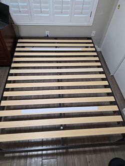Beckdale Ebony Brown Wood Queen Platform Bed (59.57 in. W x 12 in. H)