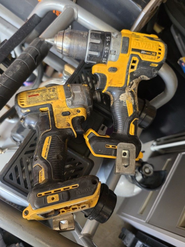 DeWalt XR Drill Set.