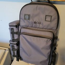 F.64 PROFESIONAL PHOTOGRAPHY  GRAY BACKPACK 