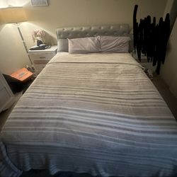 Queen Bed