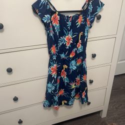 Hawain Dress Size 7/8