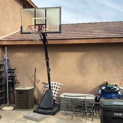 Basketball Hoop 