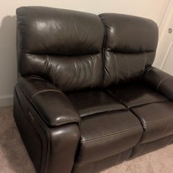 Leather Power Reclining  Loveseat Couch Power Headrest 
